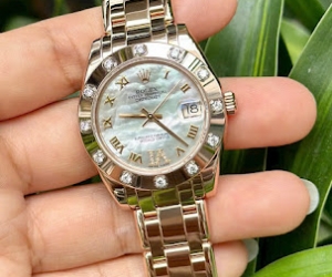 Địa Chỉ Thu Mua Đồng Hồ Rolex, Omega, Patek Philippe Cũ Uy Tín