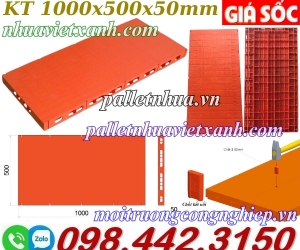 Pallet nhựa lót sàn sân khấu 500x1000x50m giá sốc