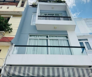 ????BÁN NHÀ HẺM ÔTÔ-BÌNH THẠNH,GIÁP QUẬN 1-4 TẦNG- 33m²-4.3x9-CHỈ 5.5...