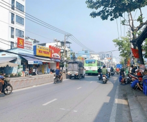 Mặt tiền kinh doanh đường Huỳnh Tấn Phát, sát chợ Tân Thuận, Tân