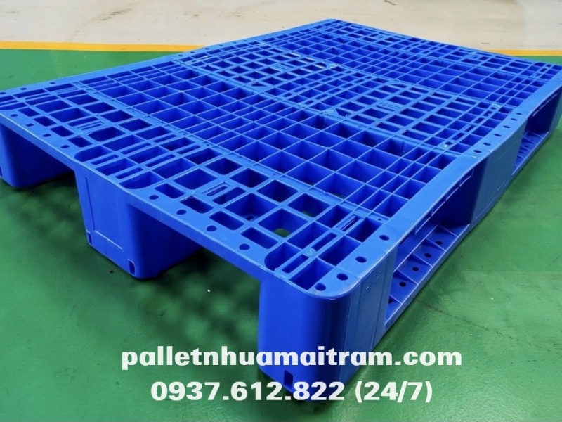 Bán pallet nhựa TPHCM giá rẻ nhất trên thị trường, giao hàng tận nơi