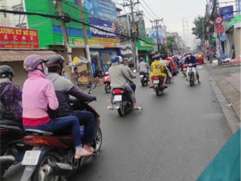 Nhà nguyên căn mặt tiền Âu Cơ, Tân Bình - Gần ĐH Văn Hiến, Tiệc