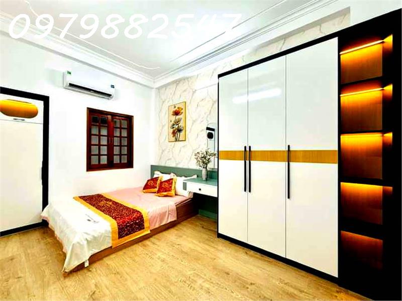 Bán nhà 4 tầng, 46m², 4PN, 4WC, Gò Vấp, 5.3 tỷ Ngay KV Bùi Quang Là