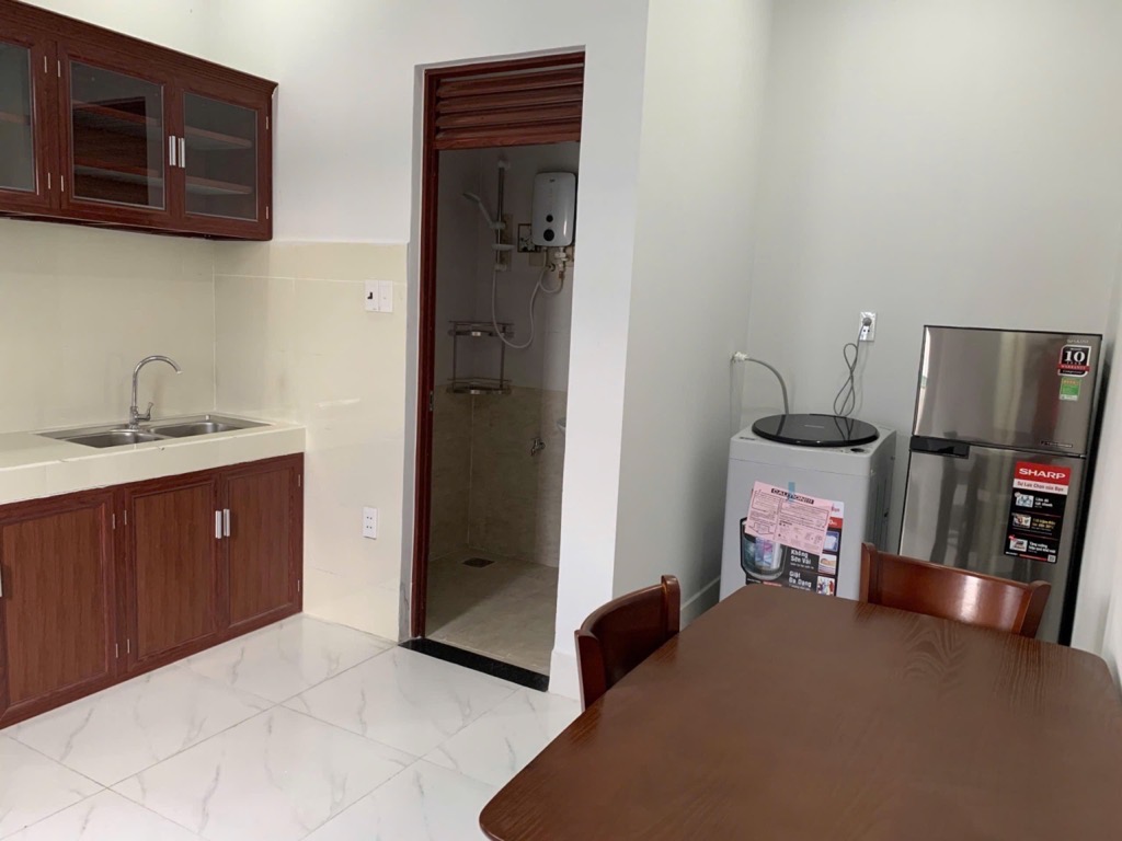 Bán CHDV hẻm 496 Dương Quảng Hàm ngang 6m 120m2 4L view song đẹp TN