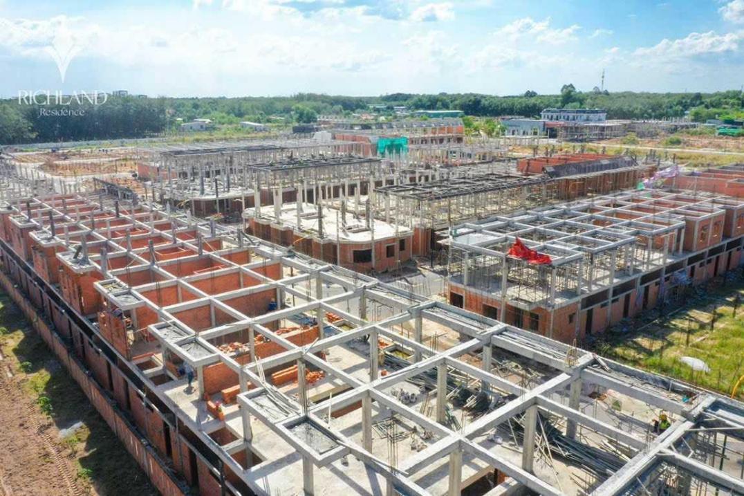 Bán Đất nền : 1,8 tỷ . Diện tích 90m2 -Mặt tiền đường nhựa 12m -