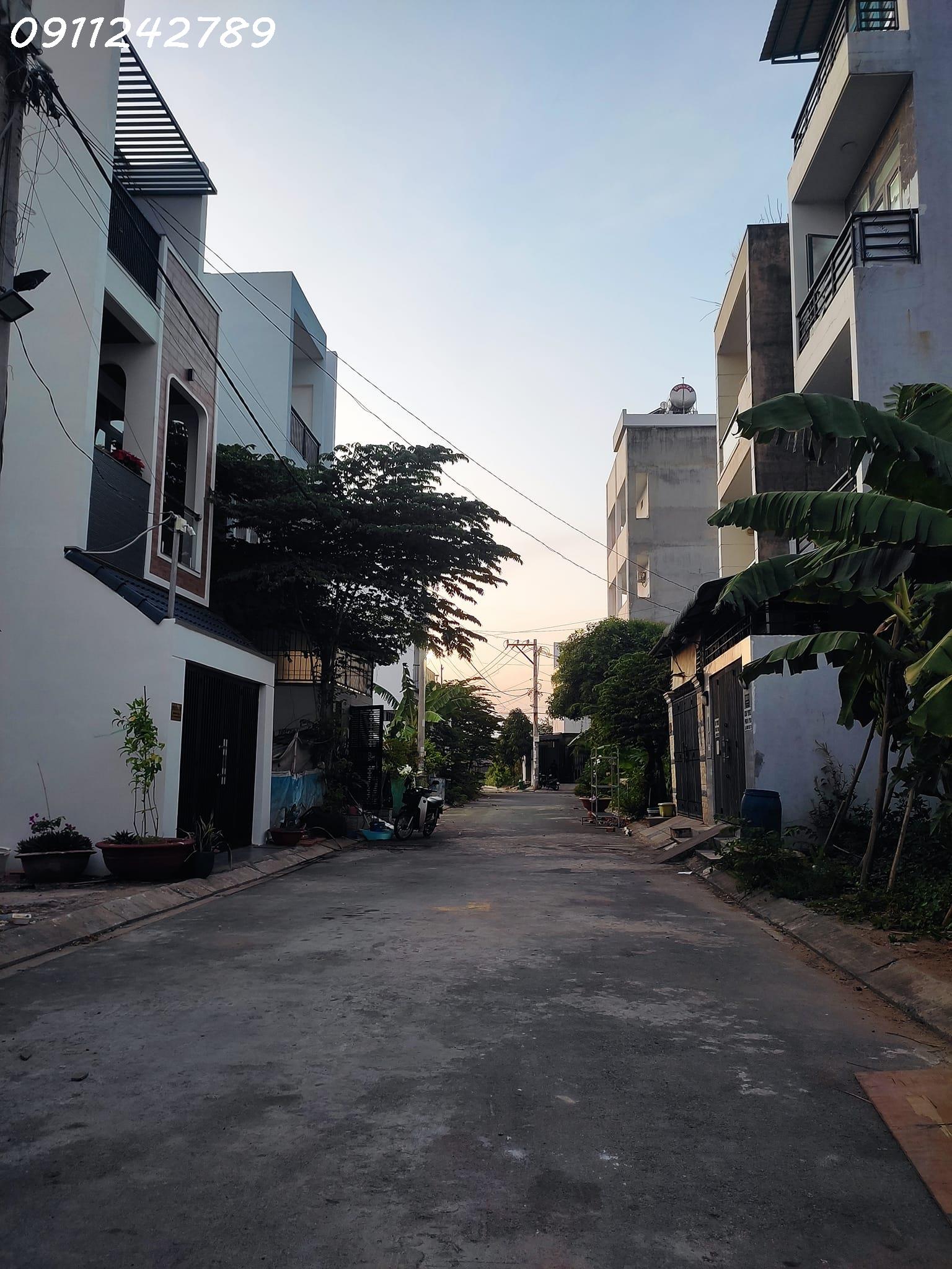 Ô Đất 2 Mặt tiền KDC Samsung Village, Bưng Ông Thoàn, Quận 9