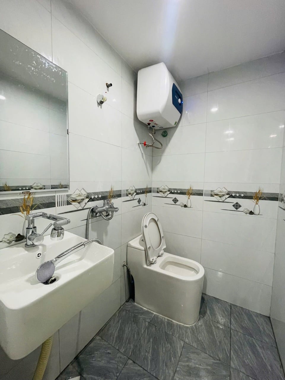 ????Tập thể Thành Công 58m 2PN riêng, WC khép kín, Mới đẹp, 2.35 tỷ????