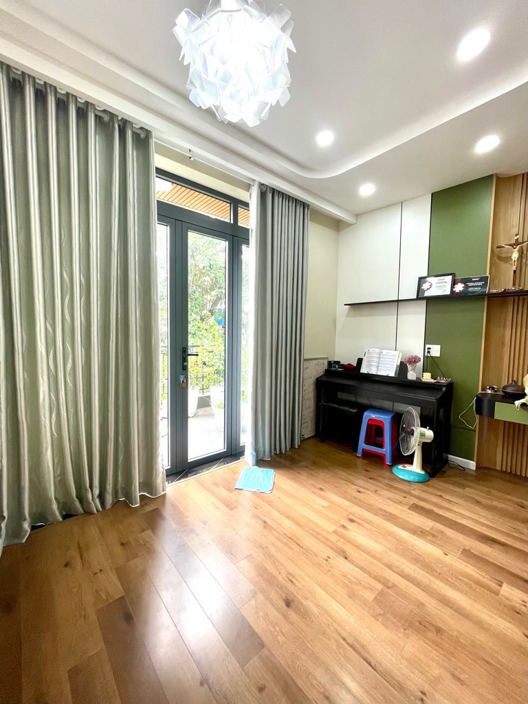 Nhà Nguyễn Văn Khối- 75m2 - 5M x 15M- Chỉ 5tix