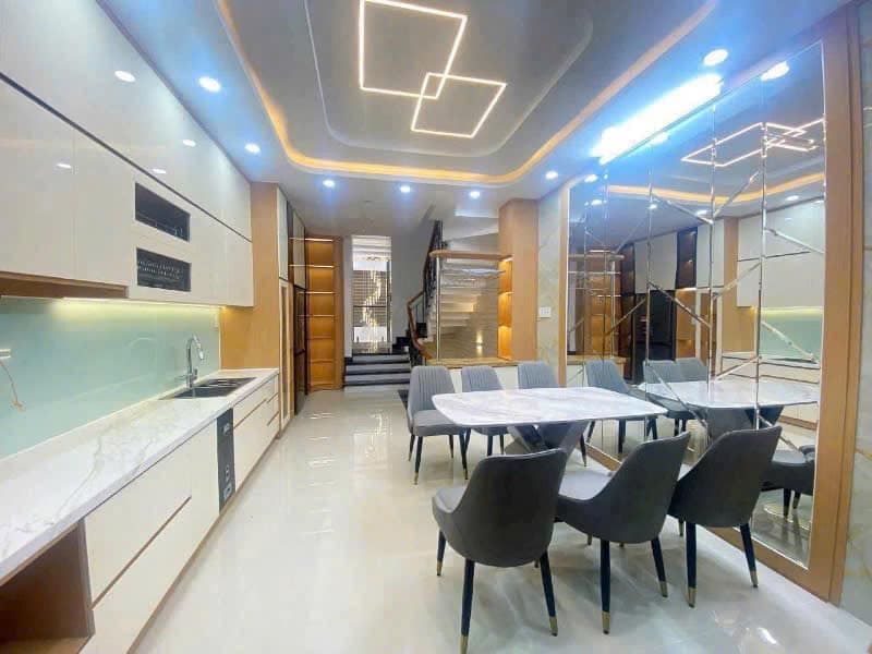 Nhà Nguyễn Thượng Hiền , P.6, HXH,82m2,3 tầng , 5 PN,PL Chuẩn