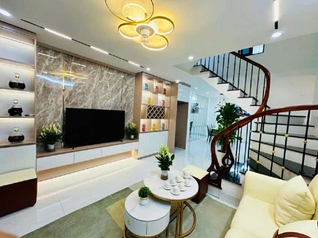 NHÀ ĐẸP HOÀNG HOA THÁM - 45M2 4 PHÒNG NGỦ - Ở NGAY - FULL NỘI THẤT