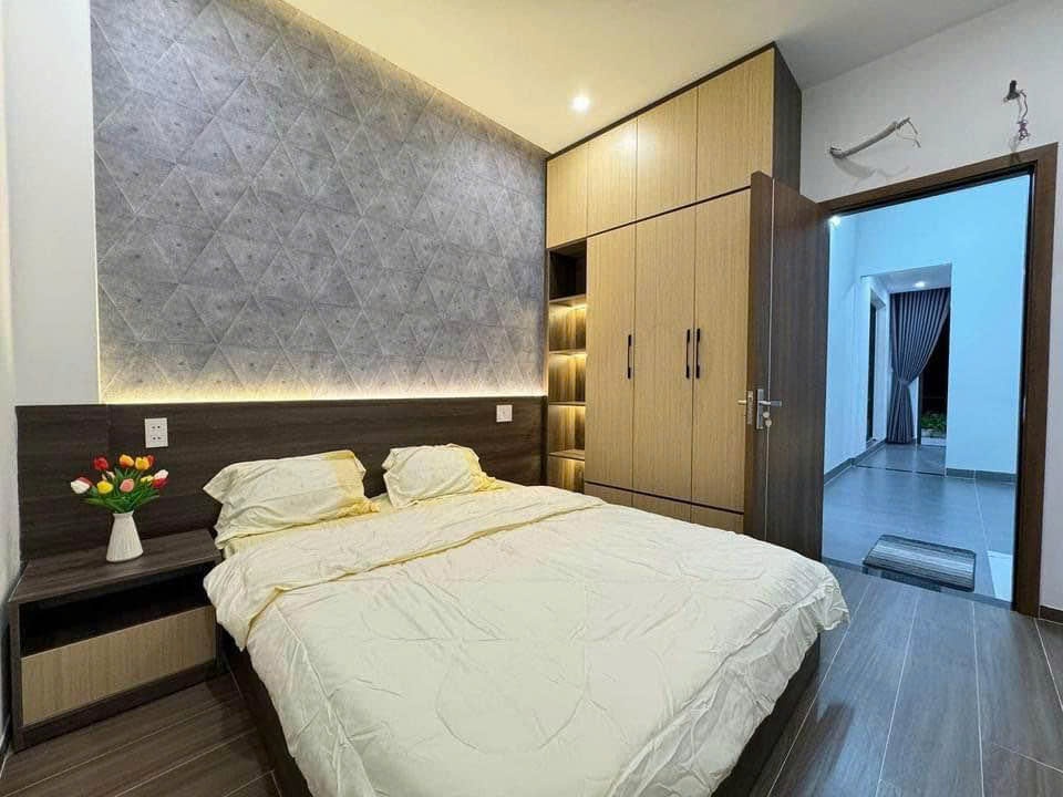 Bán nhà phân lô mặt ngõ ôtô phố Phùng Chí Kiên 110m2 5tầng  20.5 tỷ