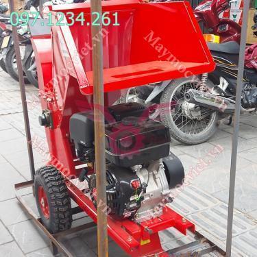 Máy băm nghiền cành cây, thân ngô, cỏ voi Kawasaki BC15