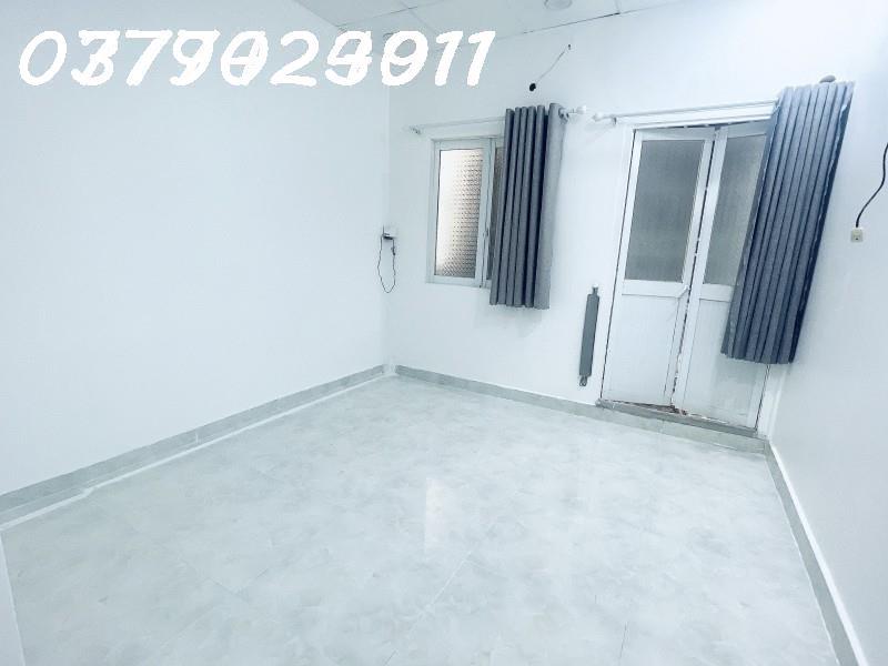 Bán nhà Bạch Đằng, Bình Thạnh, 16M2, 2 tầng BTCT, nhà mới ở ngay,