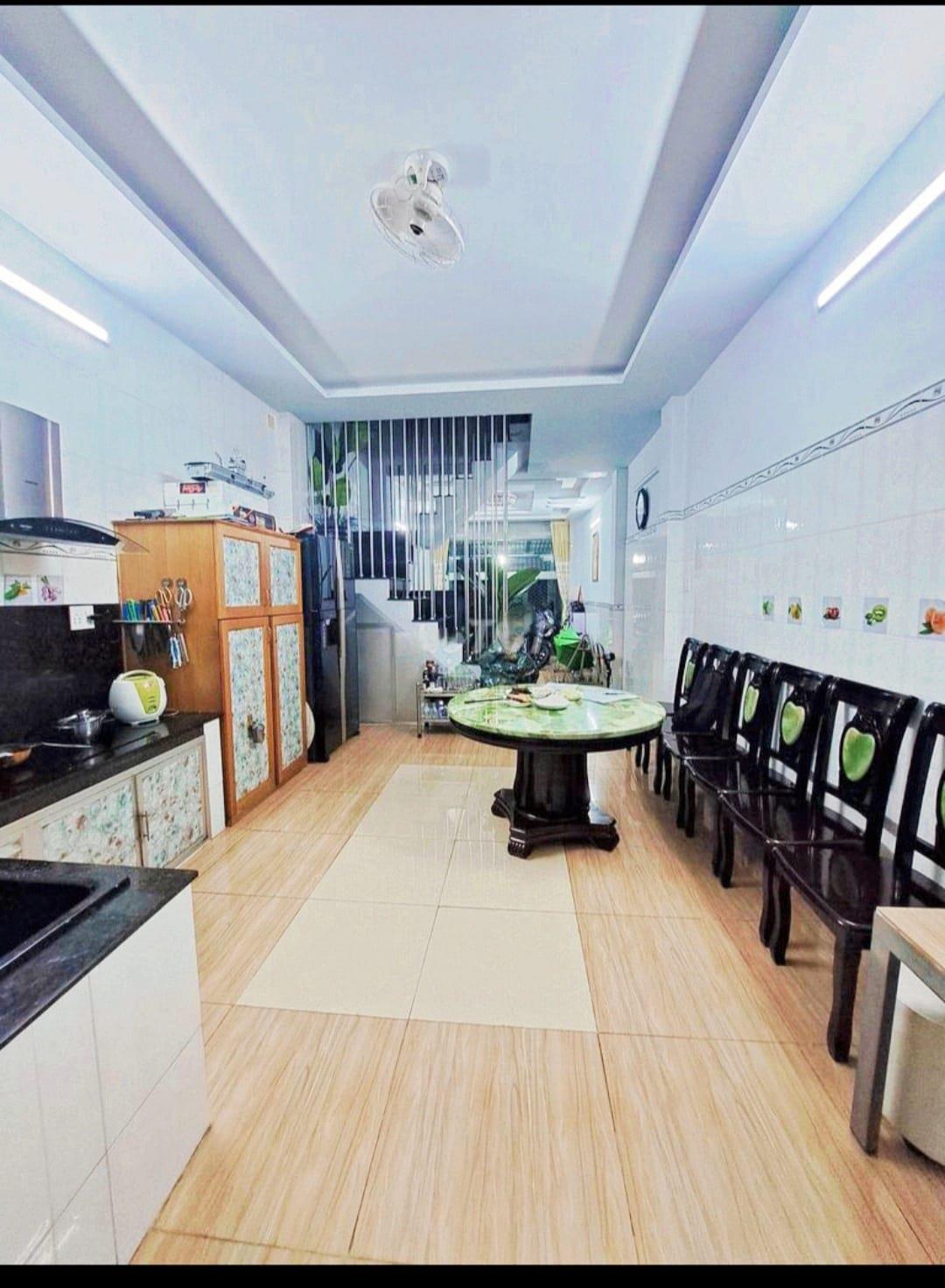 Chỉ Hơn 9 Tỷ Có  Ngay Nhà Khu VIP  Bình Thọ,Thủ Đức, 100m2, 4T,