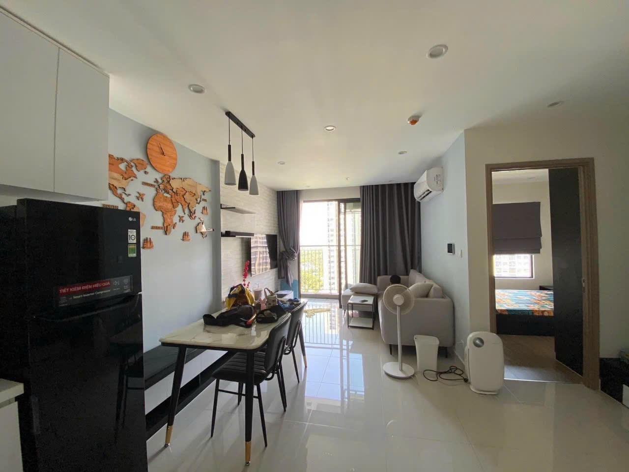 Cho thuê căn hộ Vinhomes Grand Park căn 2 phòng ngủ full nội thất