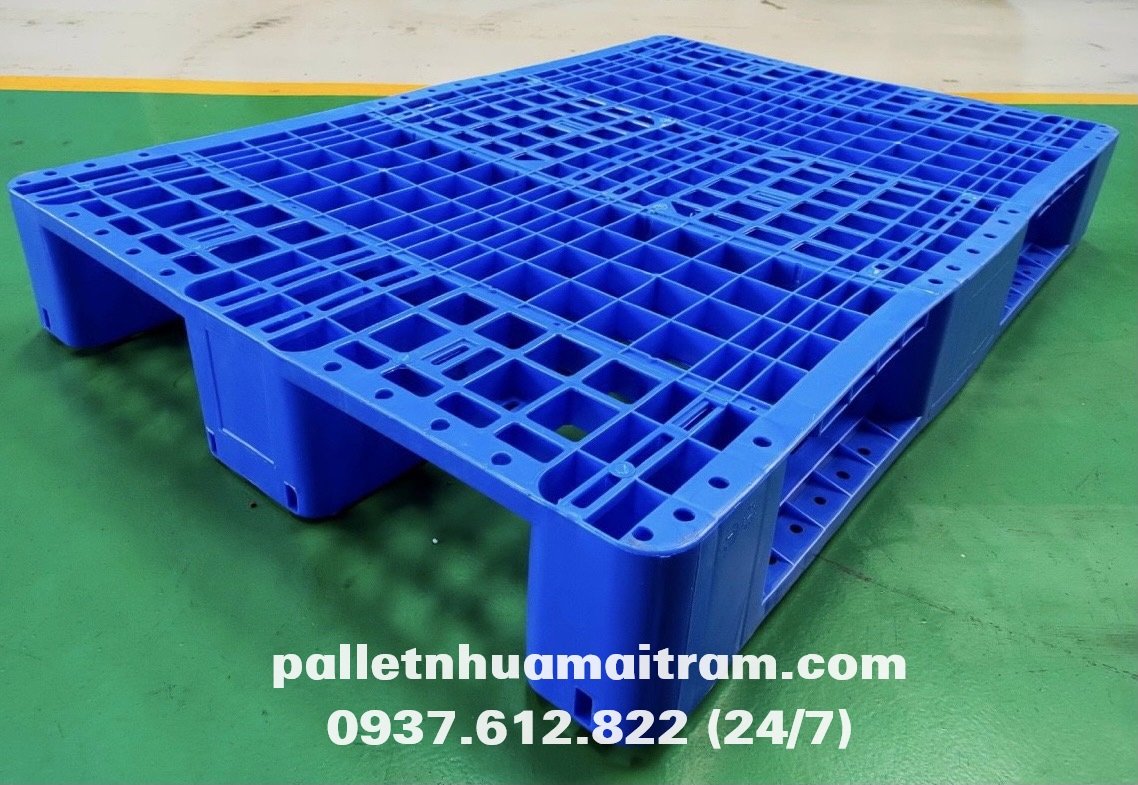 Bán pallet nhựa TPHCM giá rẻ nhất trên thị trường, giao hàng tận nơi