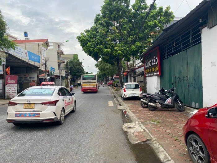 HÀNG SIÊU HIẾM - KHU ĐẤU GIÁ ĐÔNG TÂY - VÂN NỘI - ĐÔNG ANH - HÀ