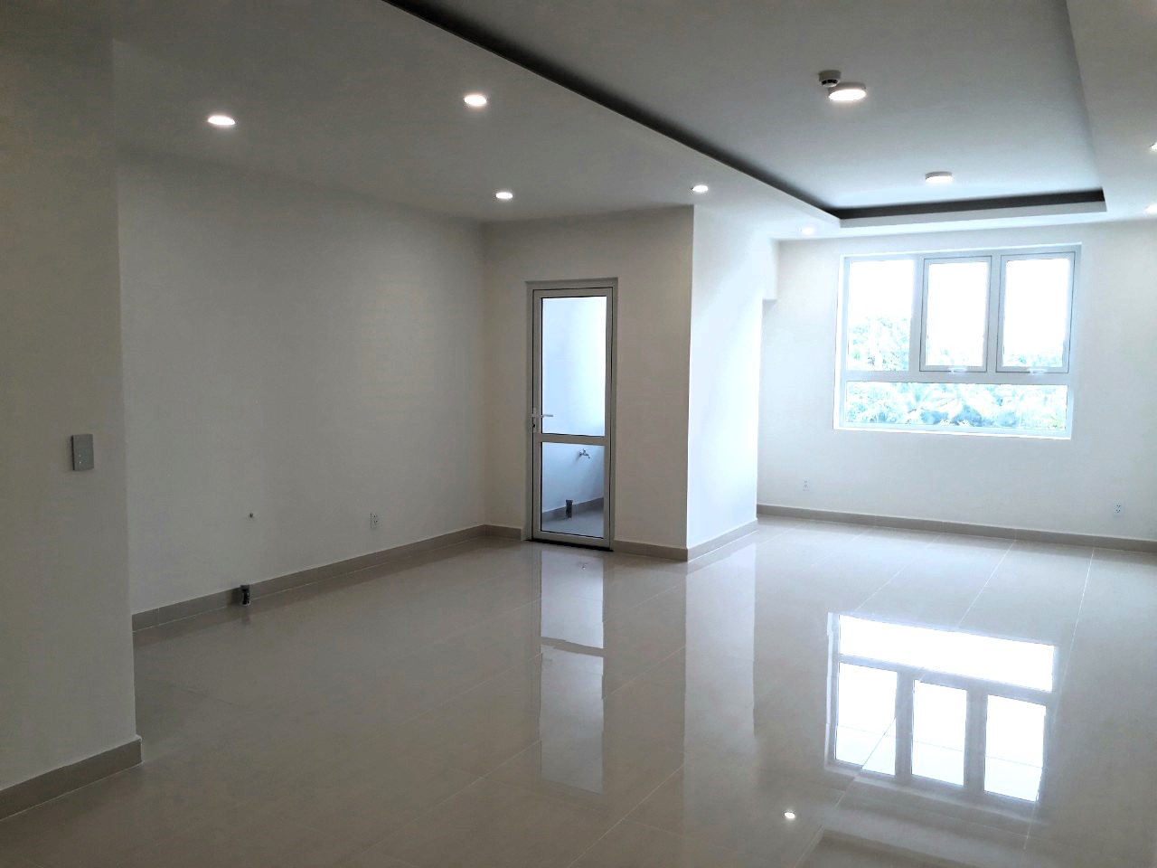 Cho thuê officetel 55m2 chung cư Lavita Charm Trường Thọ