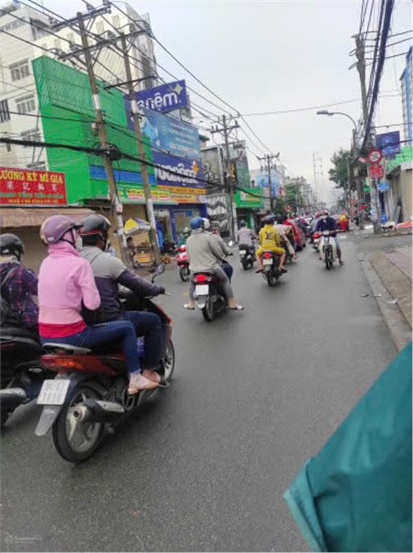 Nhà nguyên căn mặt tiền Âu Cơ, Tân Bình - Gần ĐH Văn Hiến, Tiệc