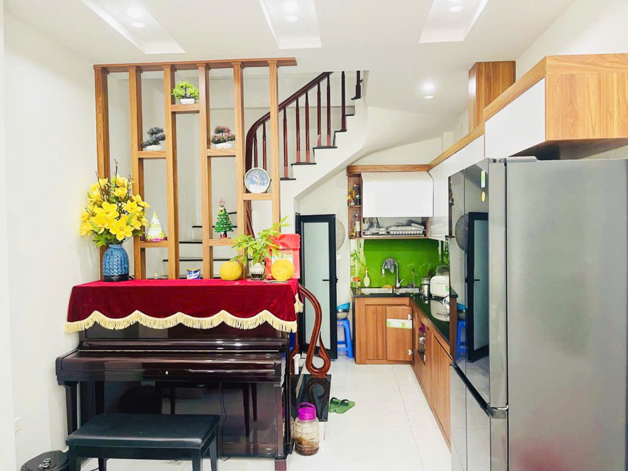 THẠCH BÀN LONG BIÊN 35 M², 5 TẦNG - LÔ GÓC - DÂN XÂY - Ô TÔ ĐỖ CỬA