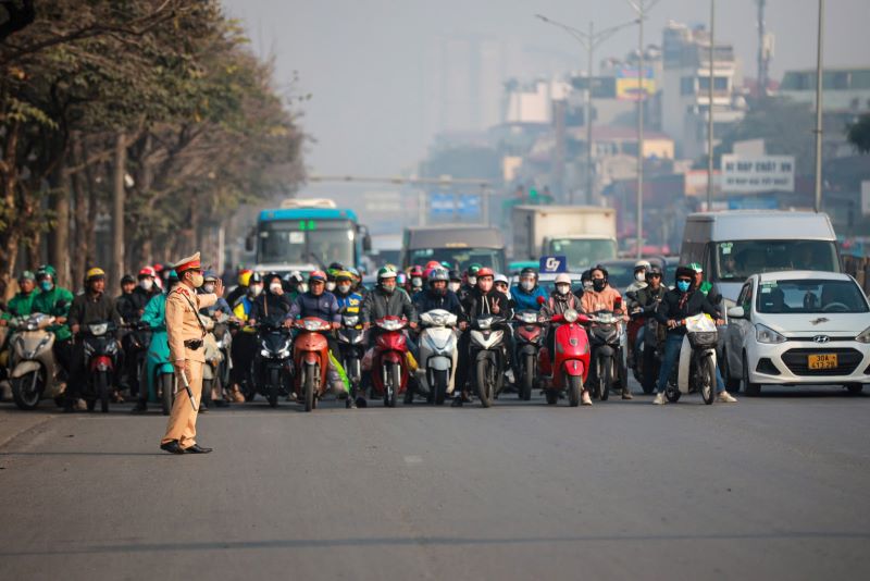 Chính thức: Năm 2025, tăng nặng mức phạt khi vượt đèn đỏ